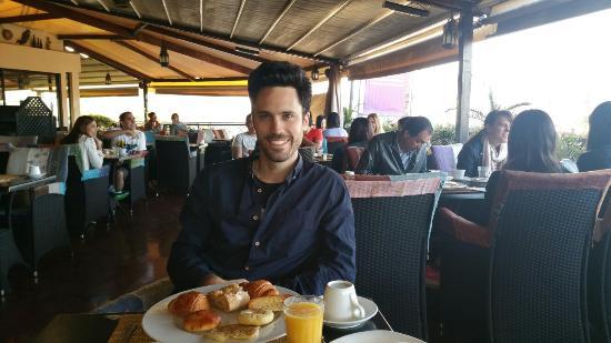 Islane Hotel Restaurant